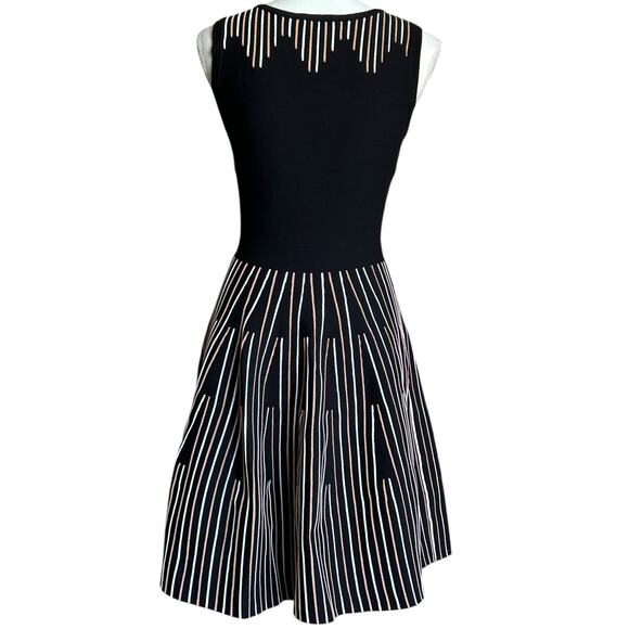 SANDRO Paris Sleeveless StretchKnit Geometric Stripe Fit Flare Black Dress-T1/XS - Picture 3 of 8